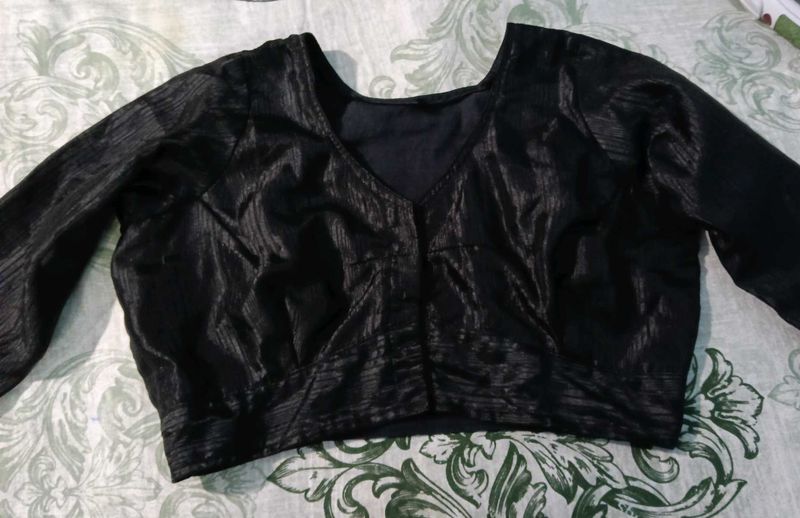black blouse