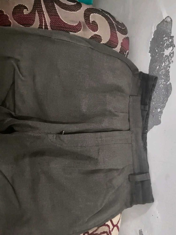 3. Men's Casual pent