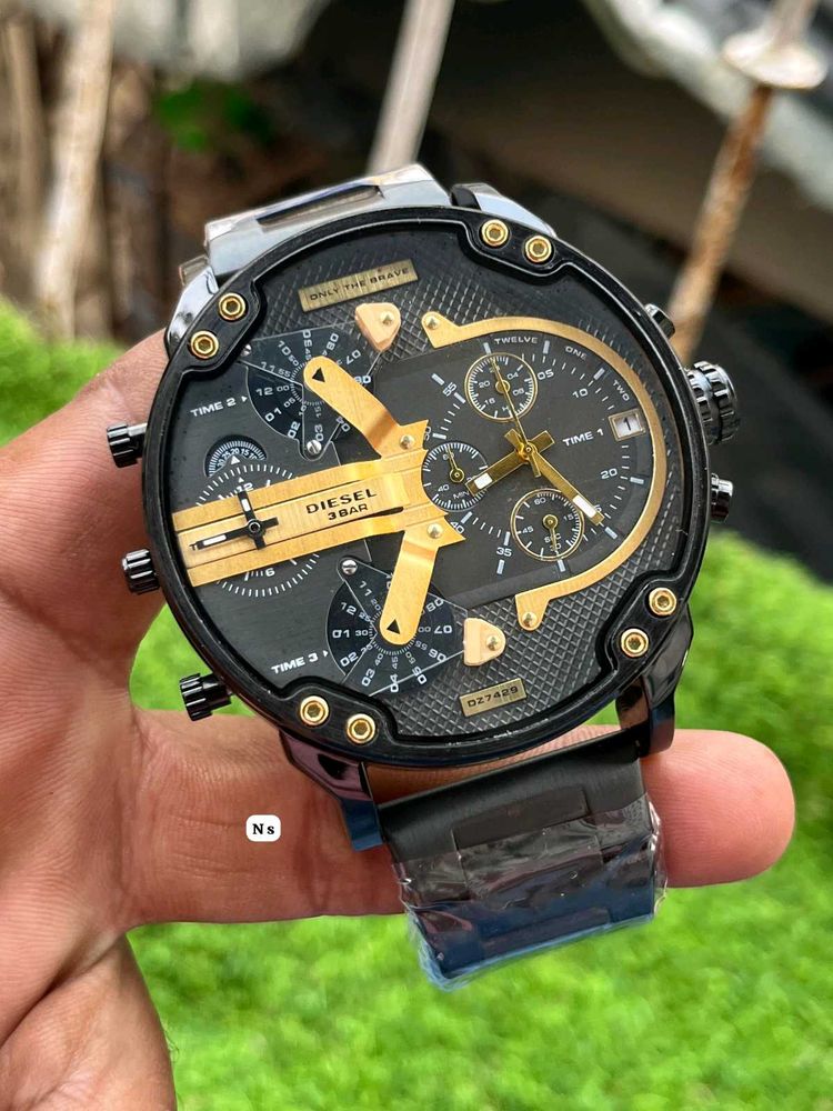 Diesel Mega Chief Watch