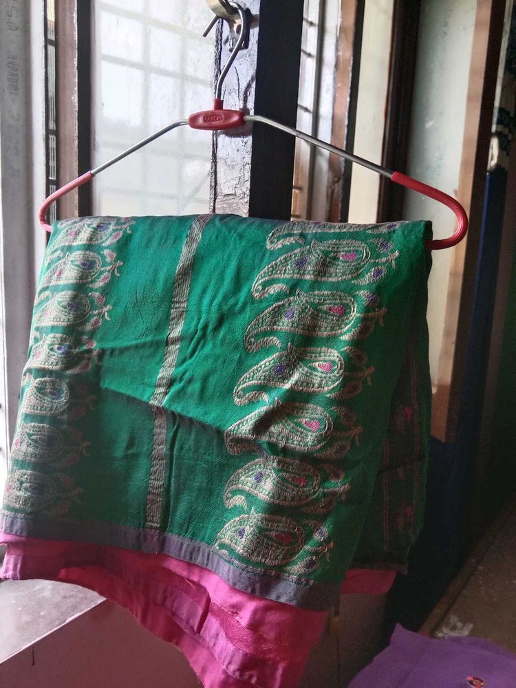 pink Paisley Saree with Pin