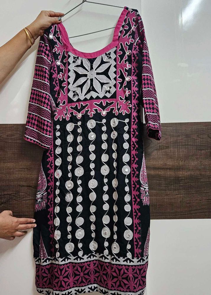 Winter Wear Embroidery Pazami Suit &amp; woollen Stall