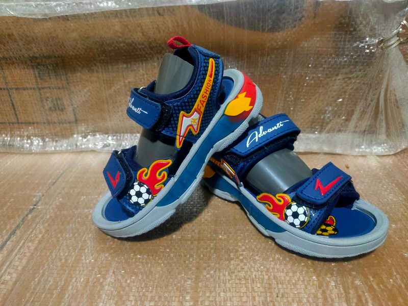 👟 Kids LED Light-Up Sandals – FIRE Blue size-(5x1
