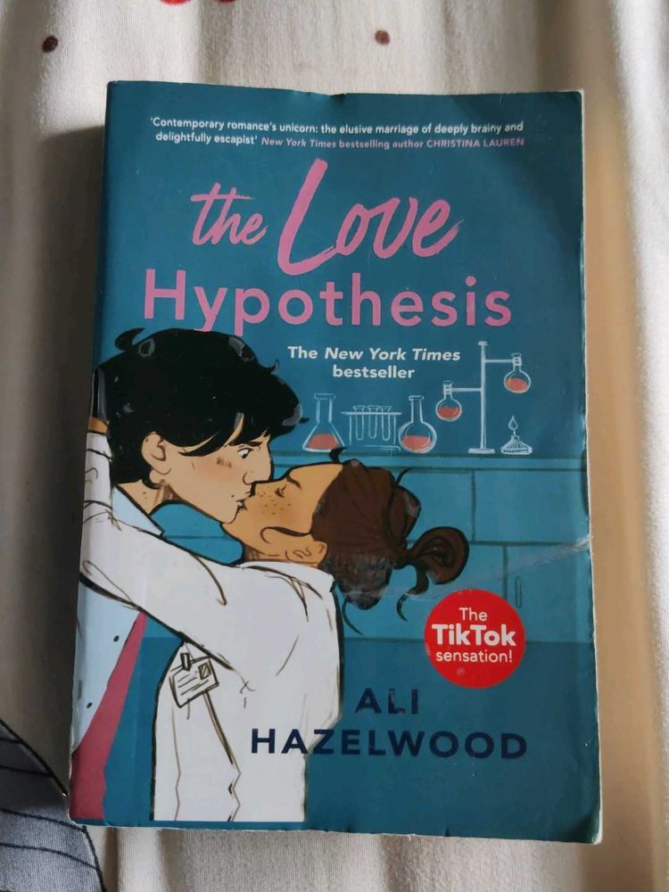 The Love Hypothesis by Ali Hazelwood