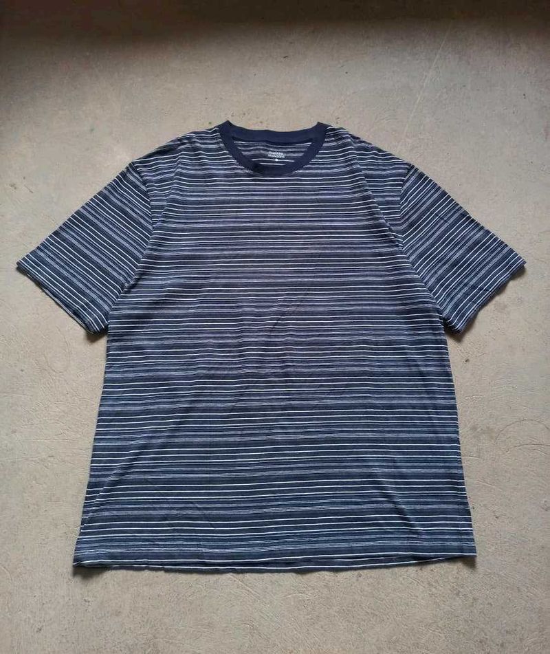 Striped Men's T-Shirt-499>399 offer🔥🔥