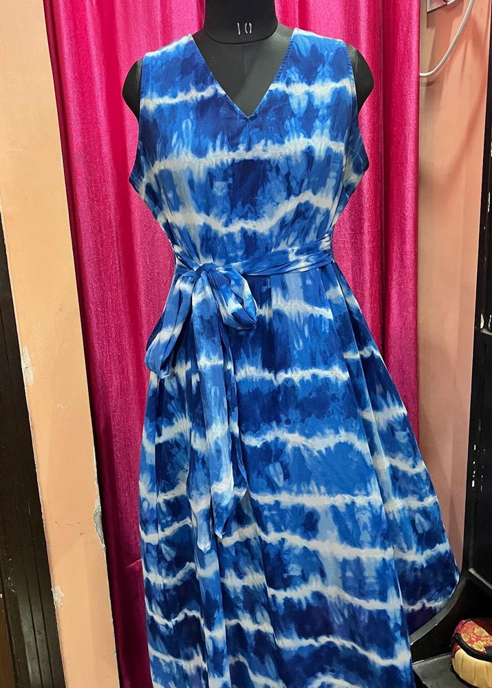 Blue Tie-Dye Maxi Dress
