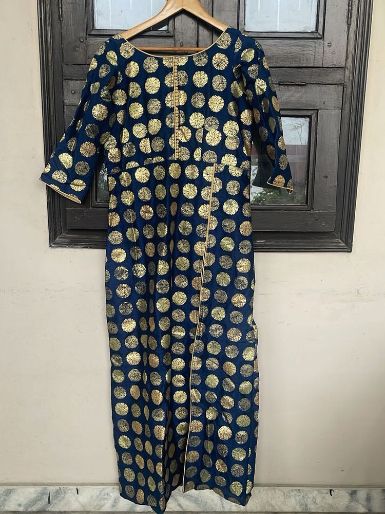 Elegant Navy Blue Kurta with Gold Print