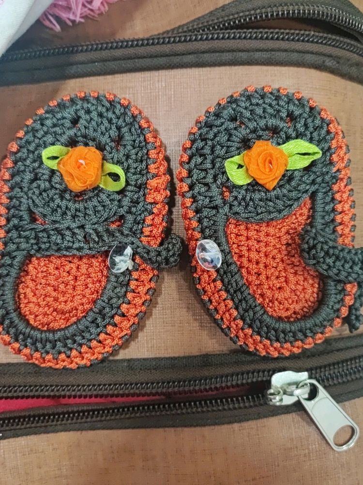 Crotio Booties