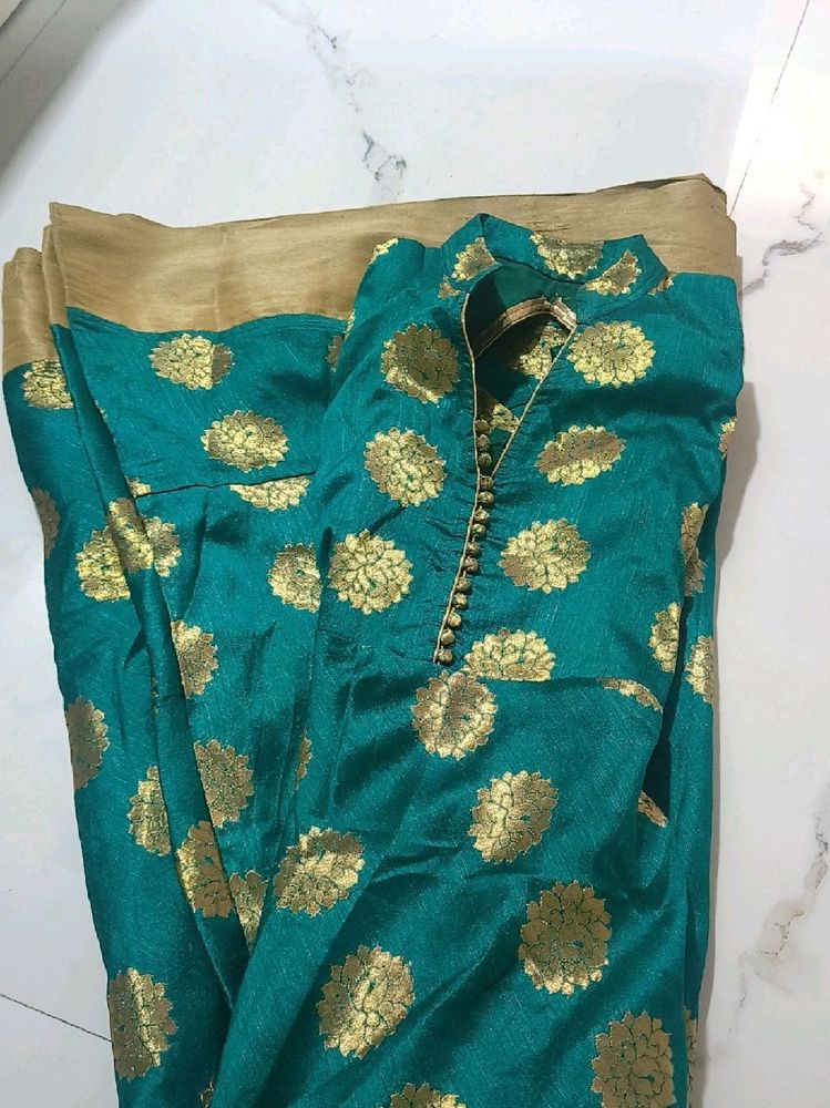 Ethnic gown