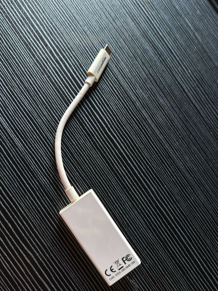 USB-C to display port Adapter