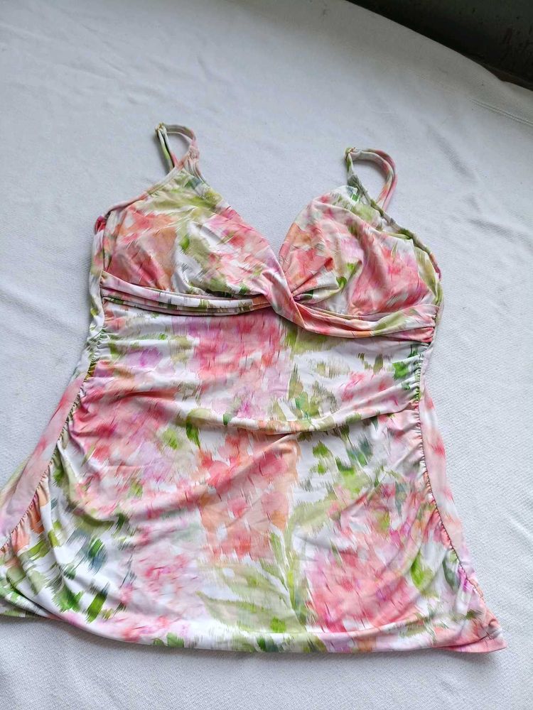 Floral Twist Front Bikini Top