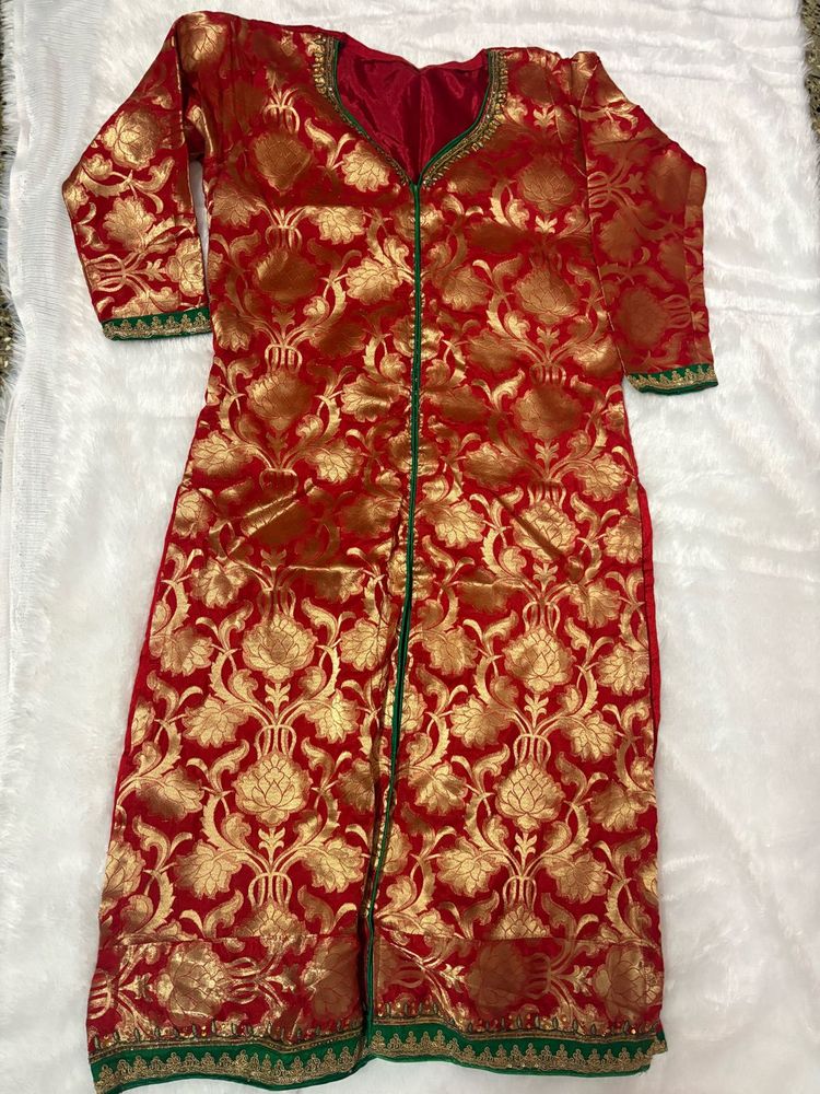 Elegant Ethnic Red &amp; Gold Kurta