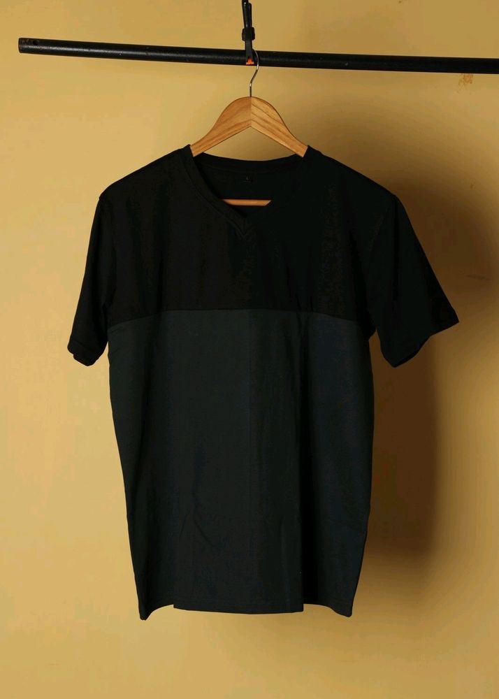 Black Green Panel V Neck Tshirt- Brand New