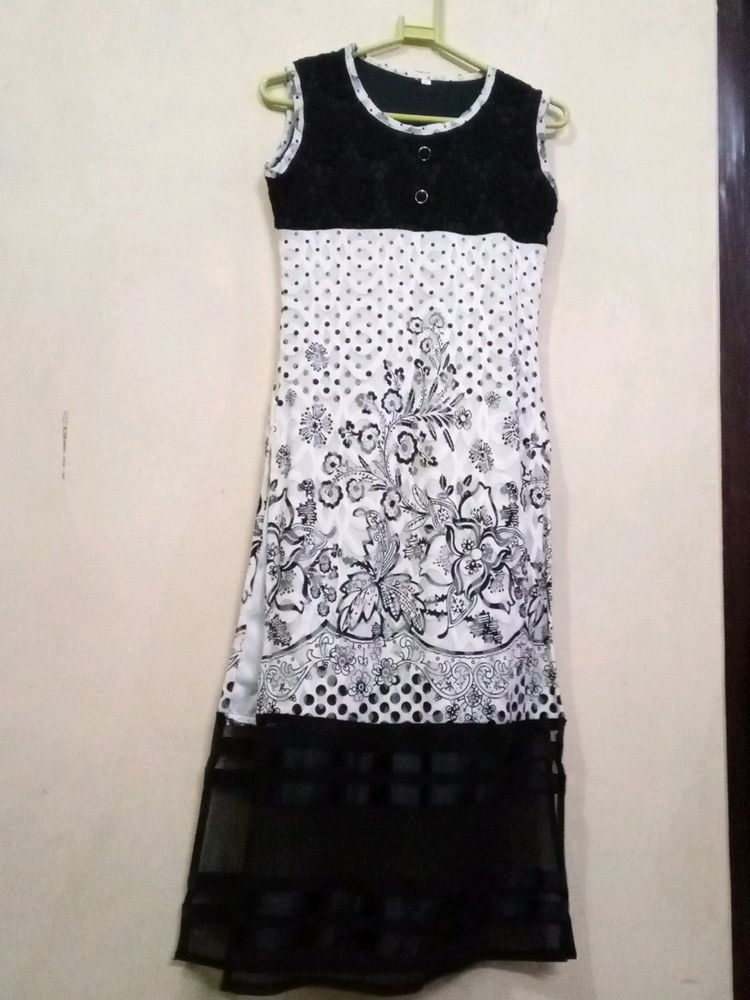 Elegant Black &amp; White Floral Dress