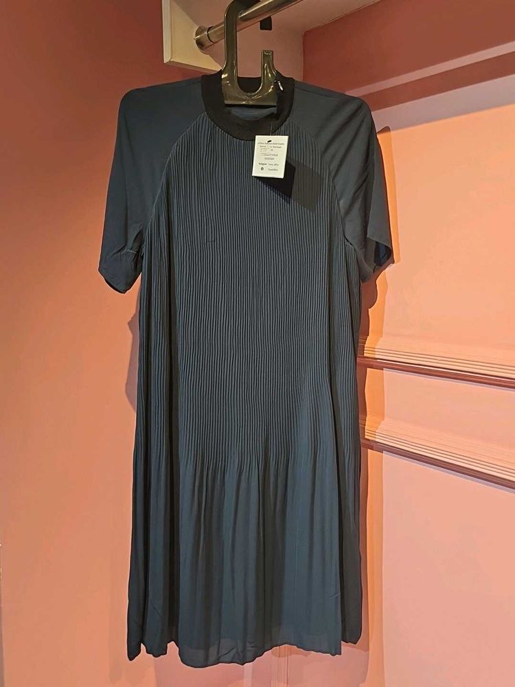 Pleated A-line Midi Dress
