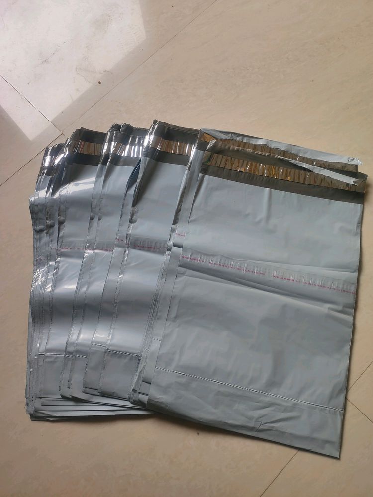 15 Shipping Bags With Pod