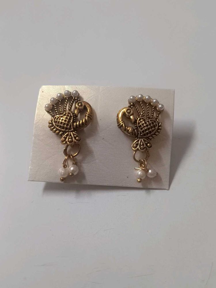 Peacock Pearl Drop Earrings
