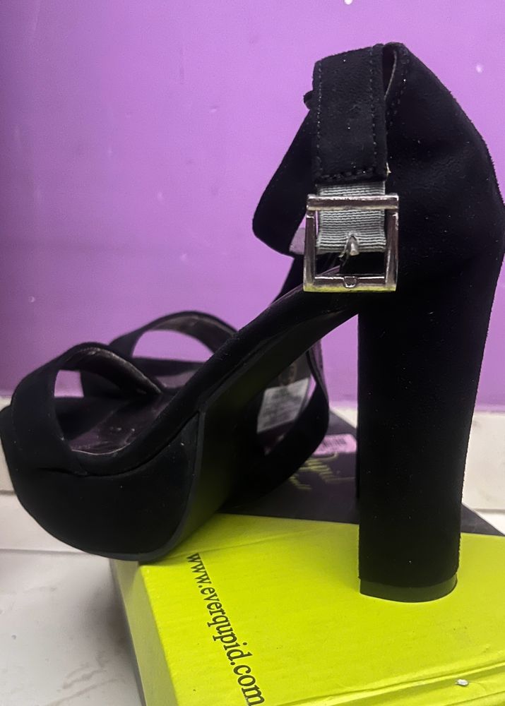 6-inch SUEDE BLACK HIGH HEELS