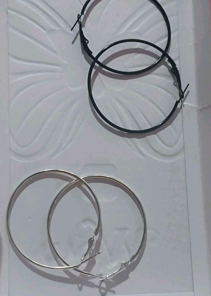 Loop Earrings White And Black Colour
