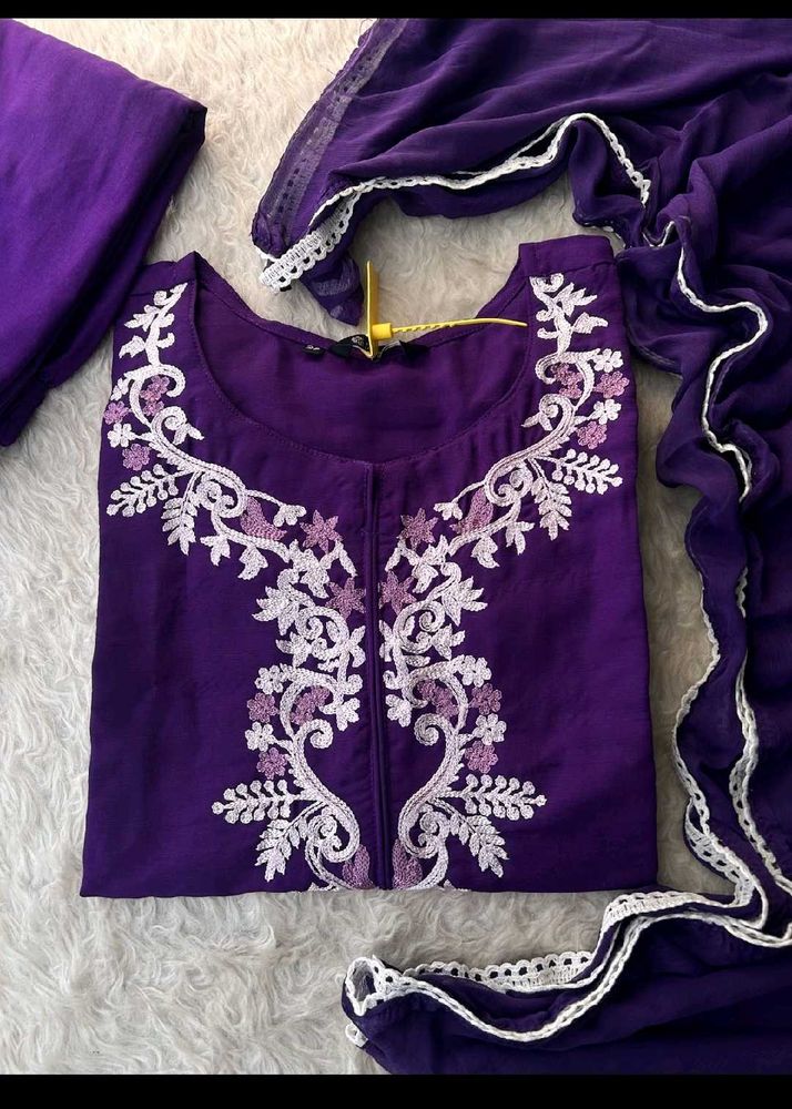 Beautiful Purple Embroidered Kurta Set