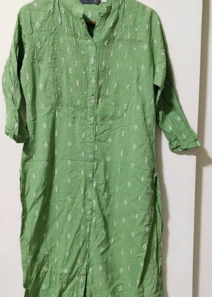 Green Printed Straight Kurti | Button-Down Cotton