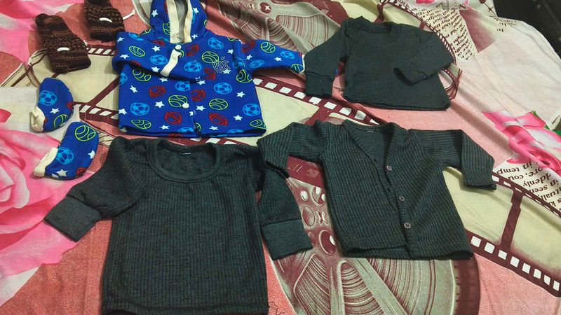 Cute Baby Print Hoodie and warmers with boots