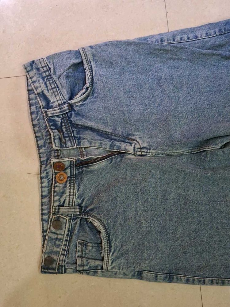 ❗SALE❗Light Wash Denim Jeans