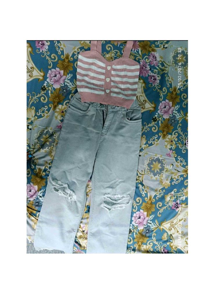 Trendy Jeans &amp; Crop top