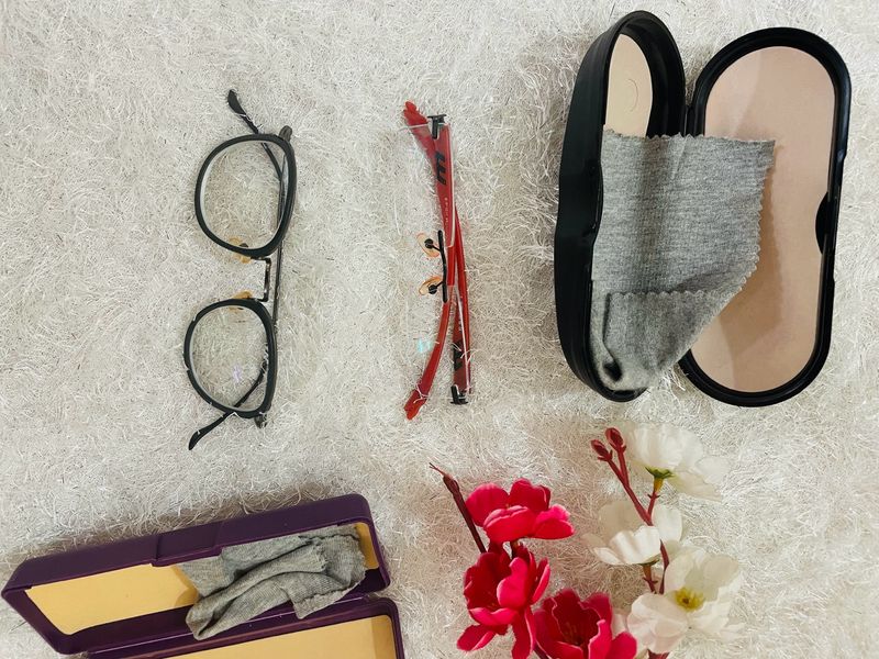 Two Specs Frame