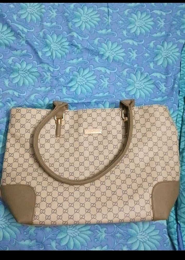 handbags used no returns bags are use