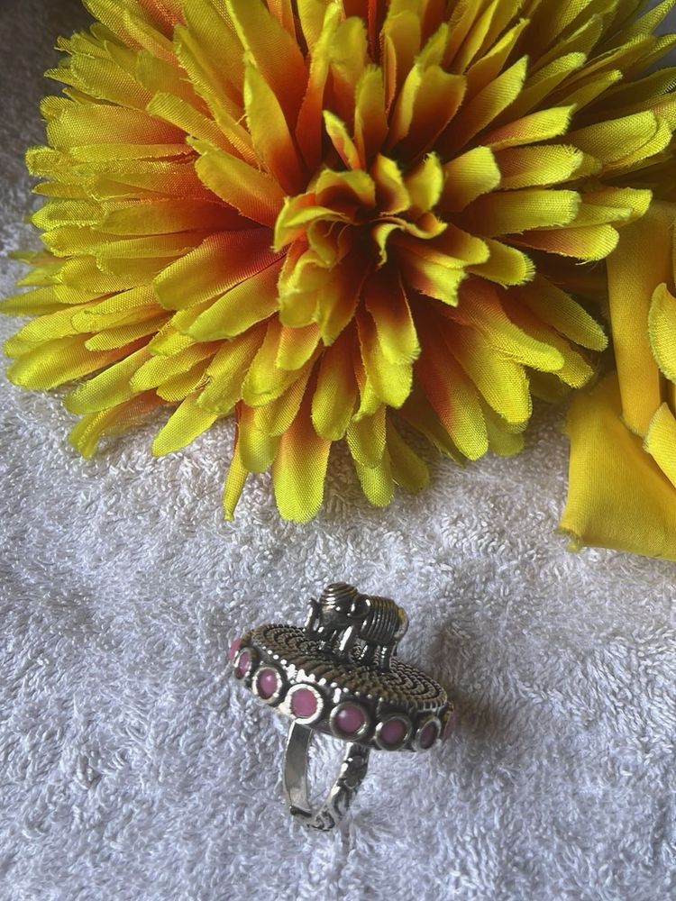 Elephant Detail Ring