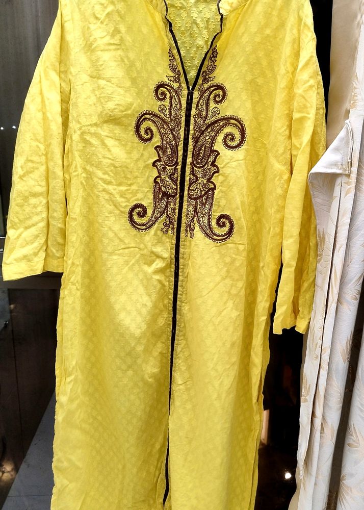 Embroidered Kurta M Size