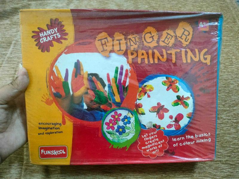 Funskool Finger Painting Handy Crafts Kit