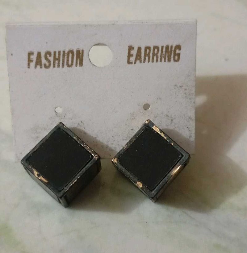 Fashion Diamond Shape Earrings