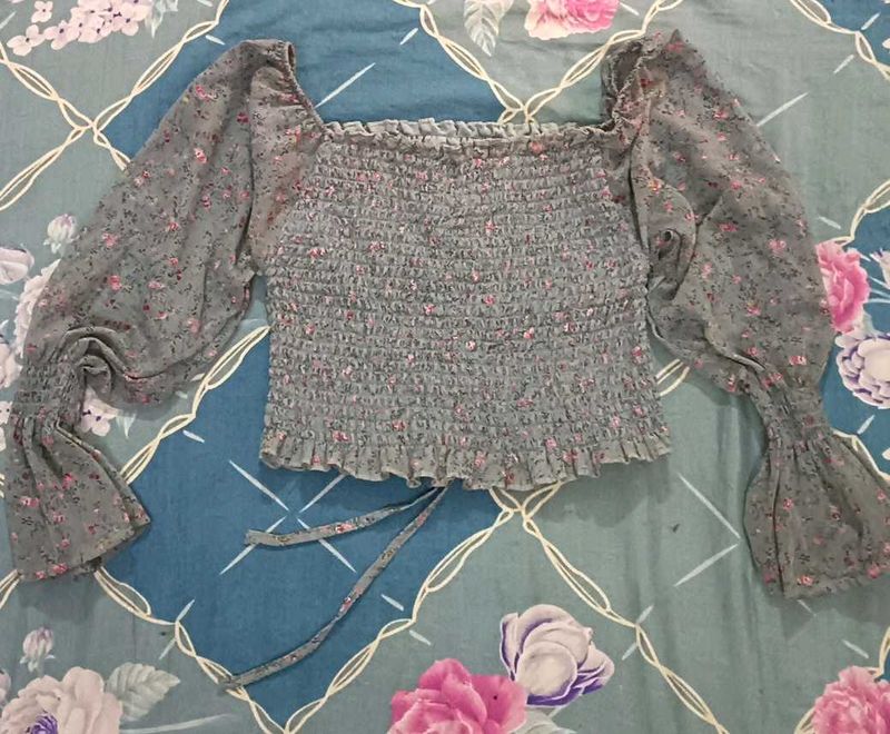 Floral Smocked Puff Sleeve Top