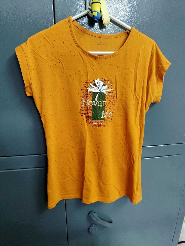 Combo Of Girl/ Women Tshirt 2 Pure Cotton 🤗💫