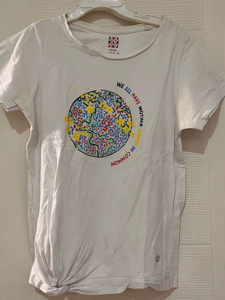 Graphic Earth Print White T-Shirt
