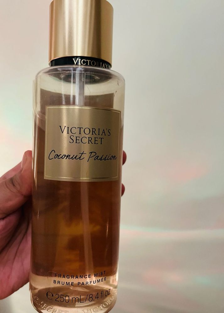 Victoria's Secret Coconut Passion Fragrance Mist
