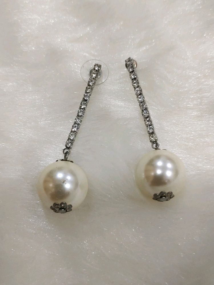 Earings
