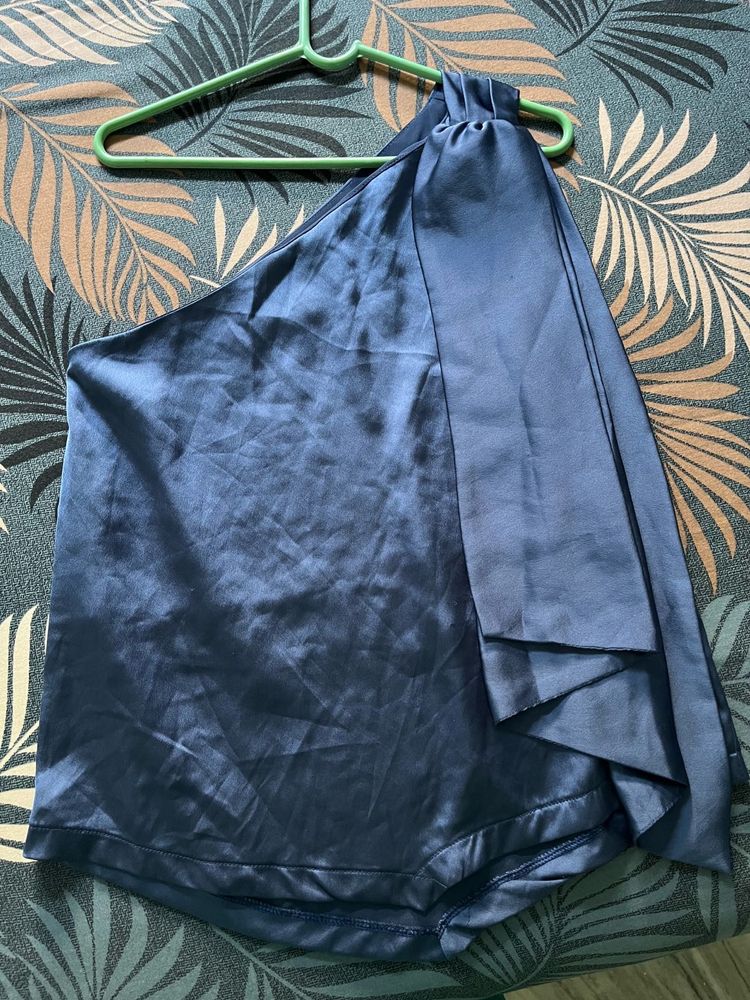 Stylish One-Shoulder Satin Top