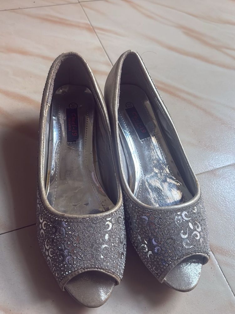 Sparkling Peep-Toe Heels