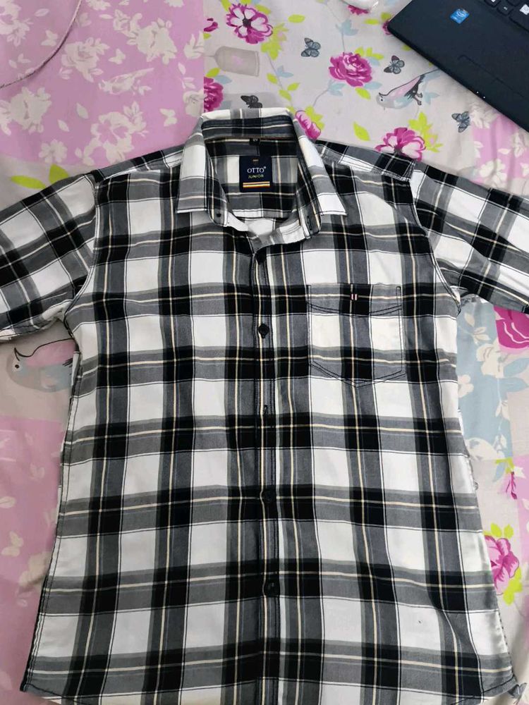 otto Men's Plaid Button-Down Shirt