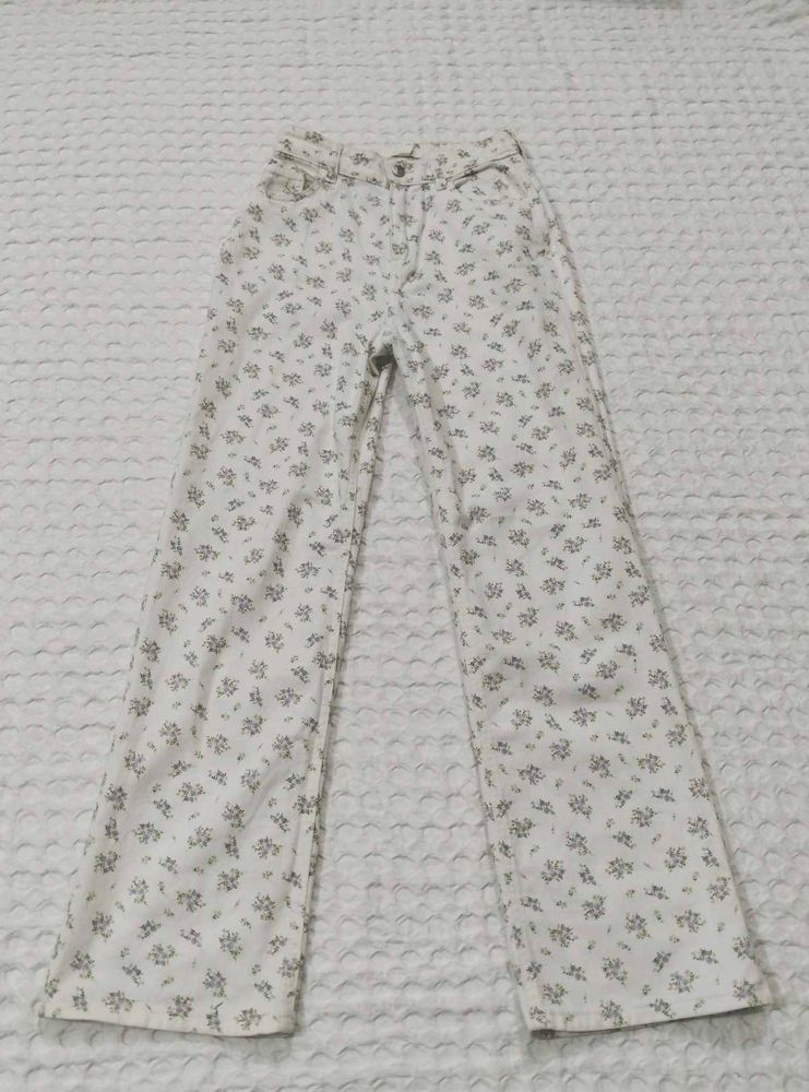 H&amp;M Floral Print Wide Leg Jeans