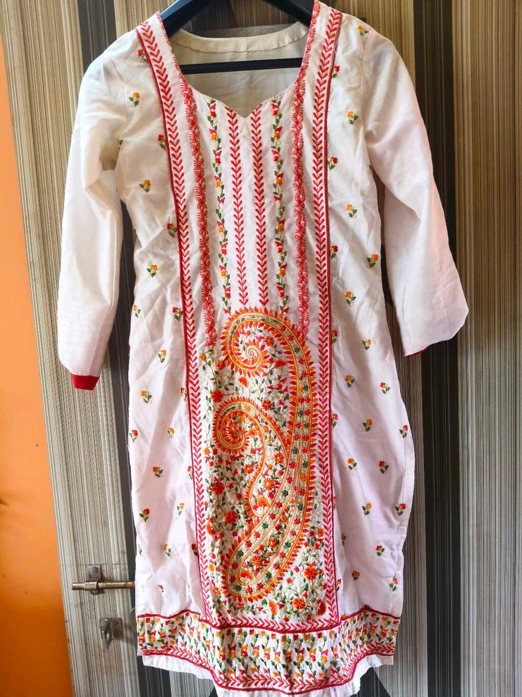 White Embroidered Kurta set