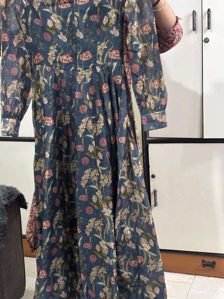 Beautiful Floral Print Kurta