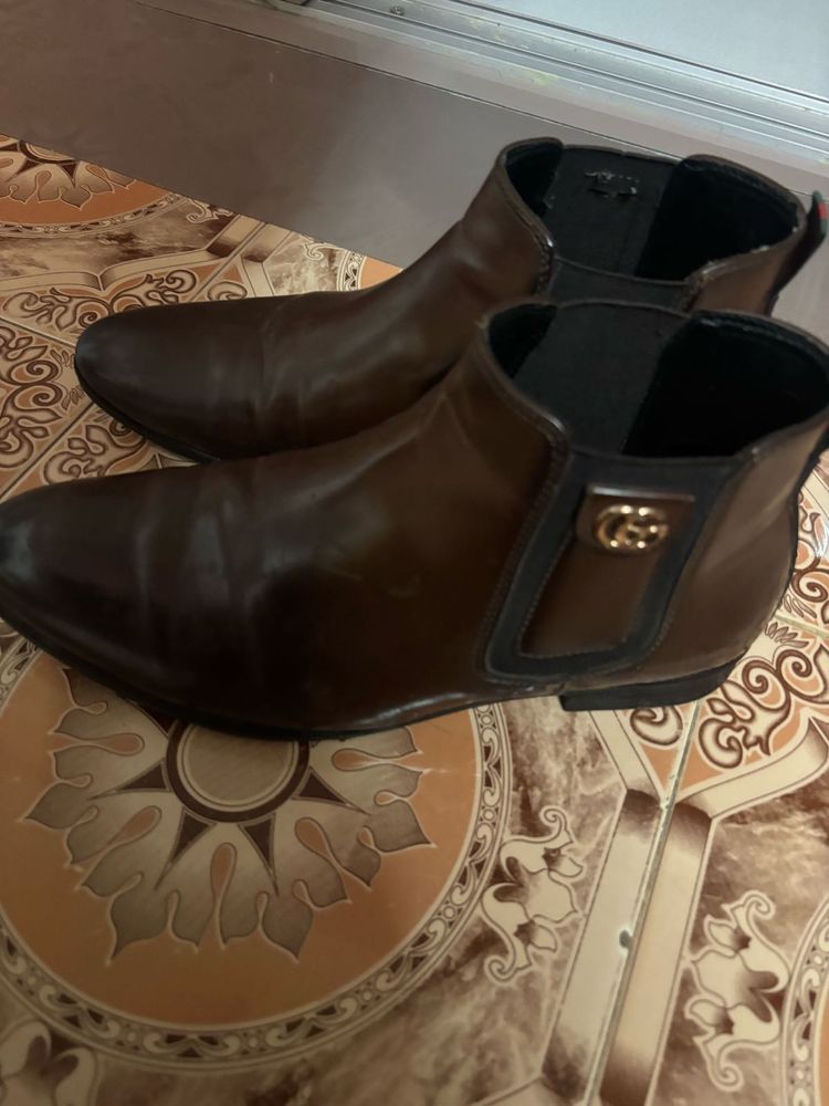 Gucci Brown Leather Chelsea Boots(first copy)