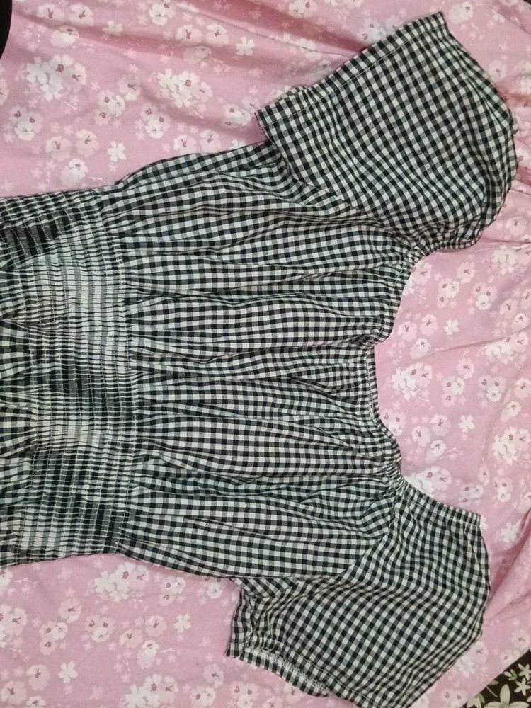 Gingham Off-Shoulder Top
