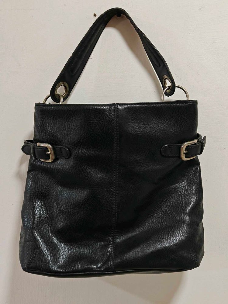 Tommy Hilfiger Bucket Bag