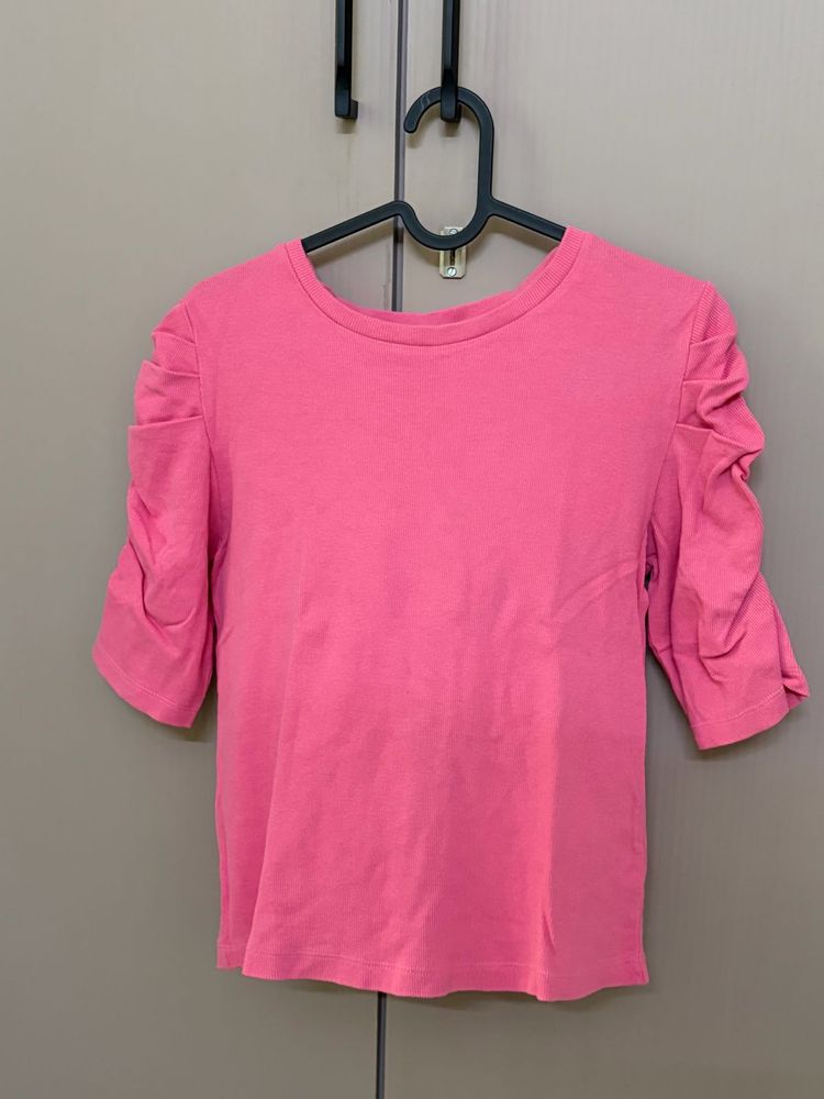 Chic Pink Ruched Sleeve Top