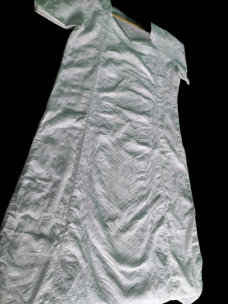Beautiful Kurti Thread Work- Offer Price Till Toda