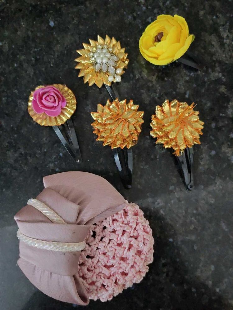 Hair clips